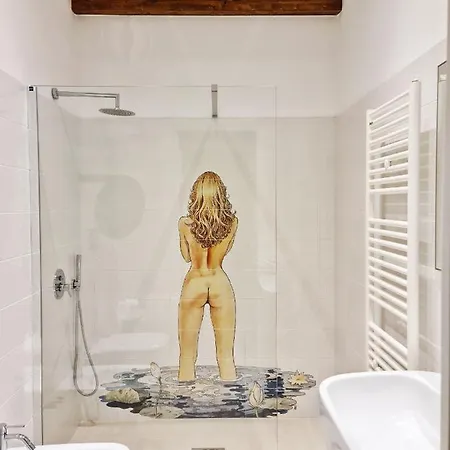 Apartment Borro Palace